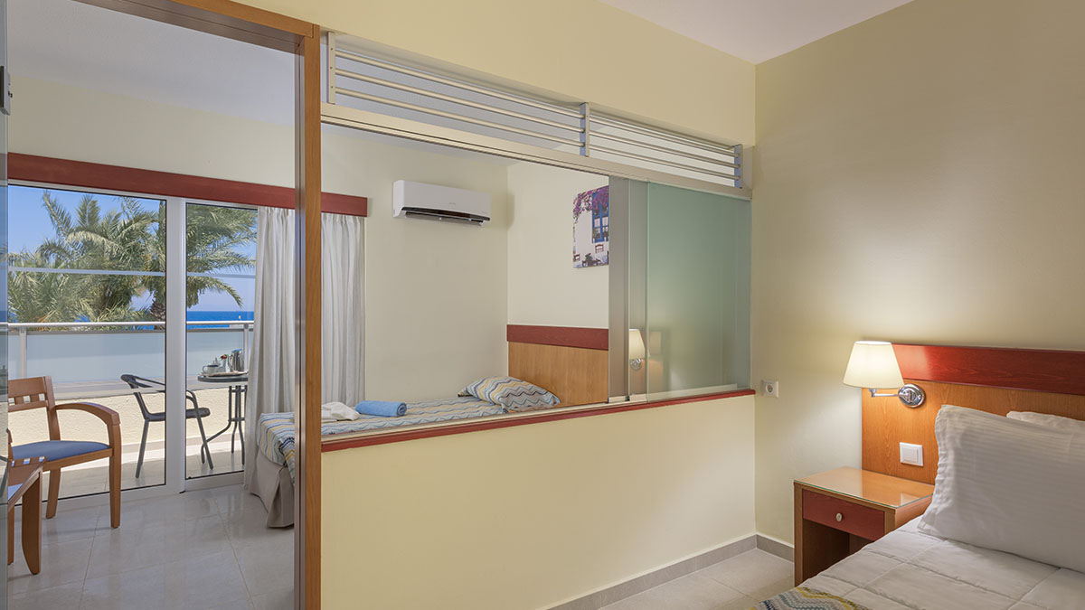 Family Room Side Sea View or Garden View